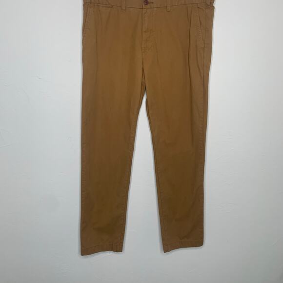 Tommy Hilfiger Rust Chino Pants Sz 38 x 34 Flat Front 100% Cotton - Picture 2 of 7